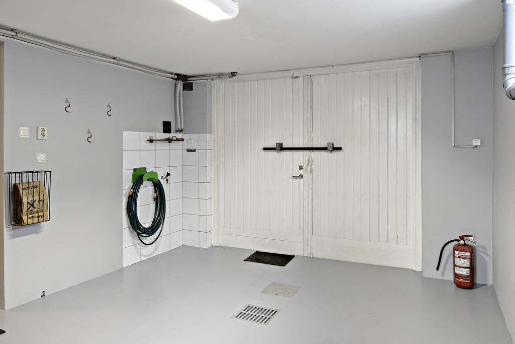 Garage i källare