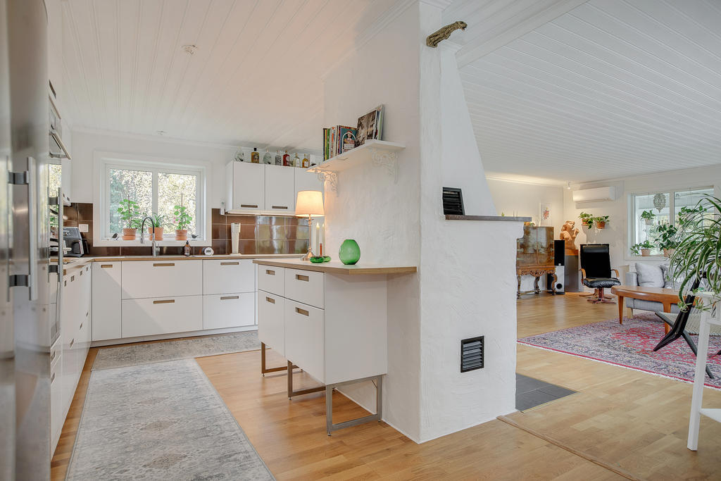 Trevligt ljust kök, 