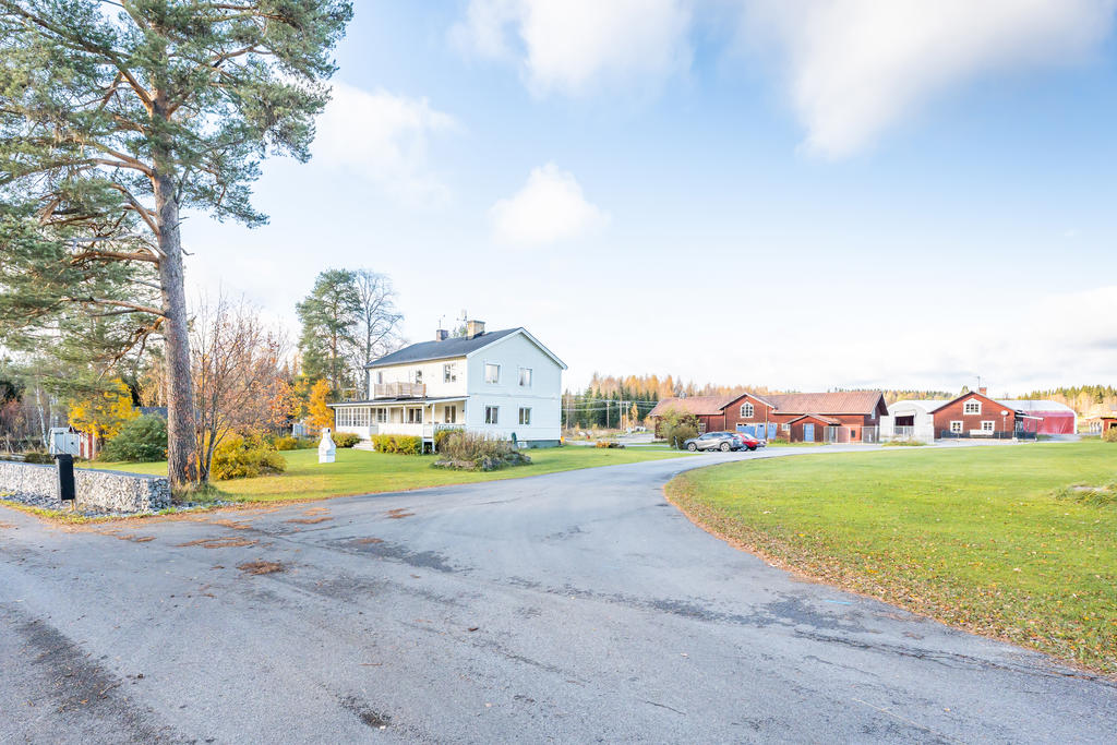 Välkommen till Kyrkvägen 10! 