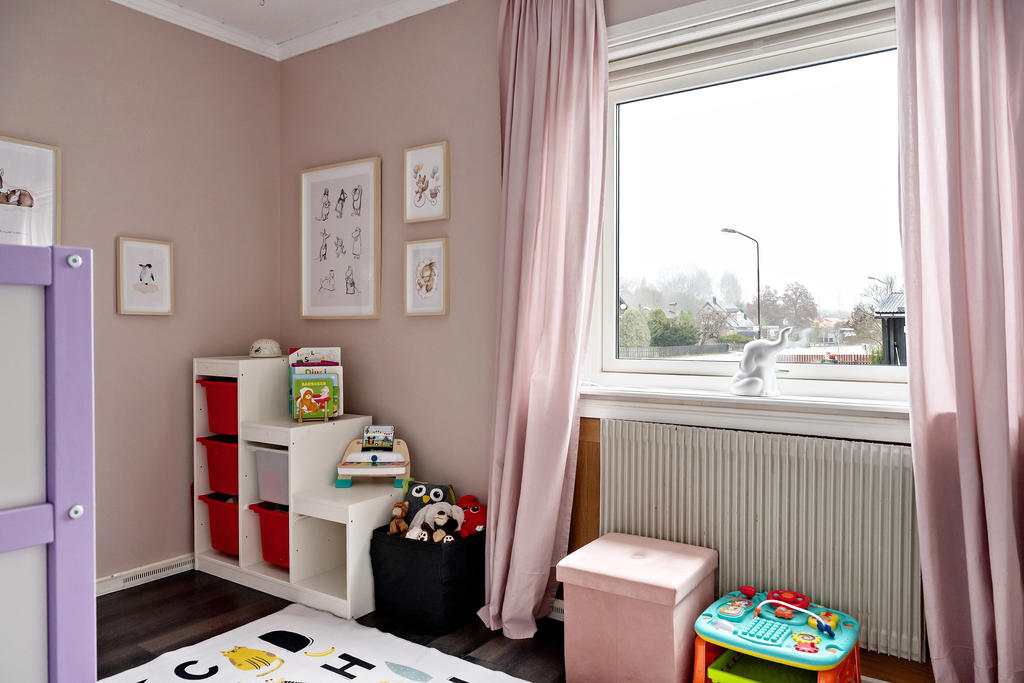 Sovrum 1, entréplan