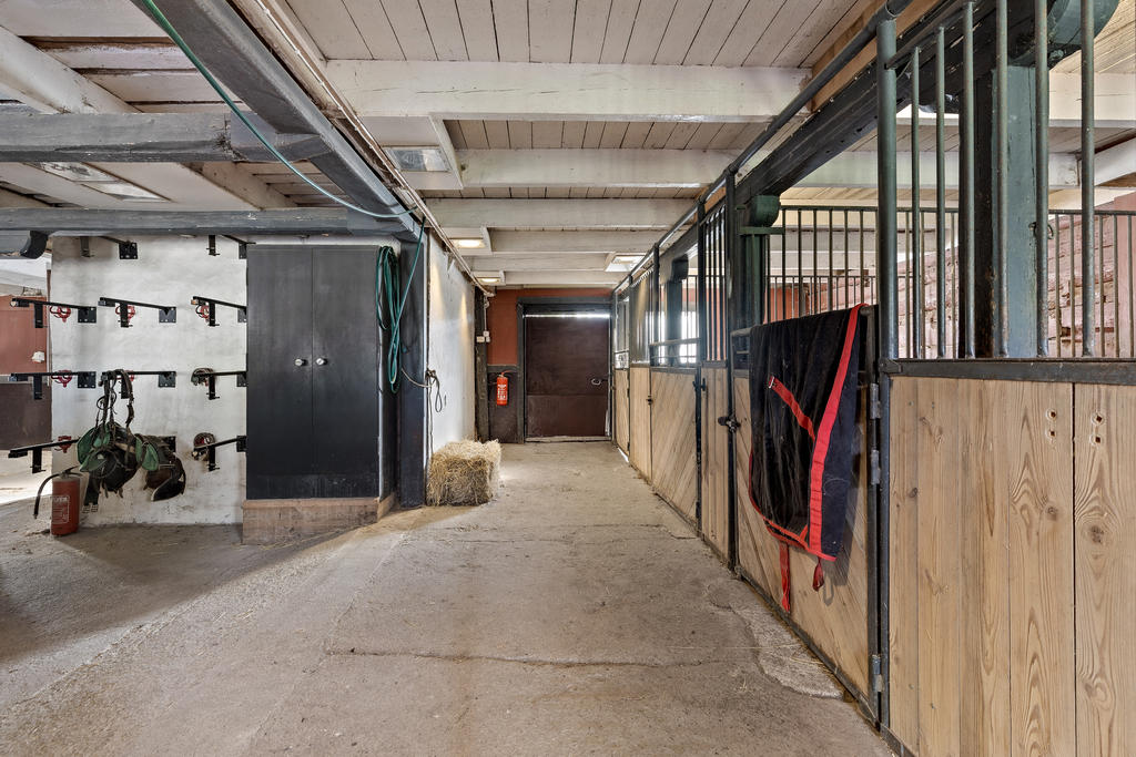 stall