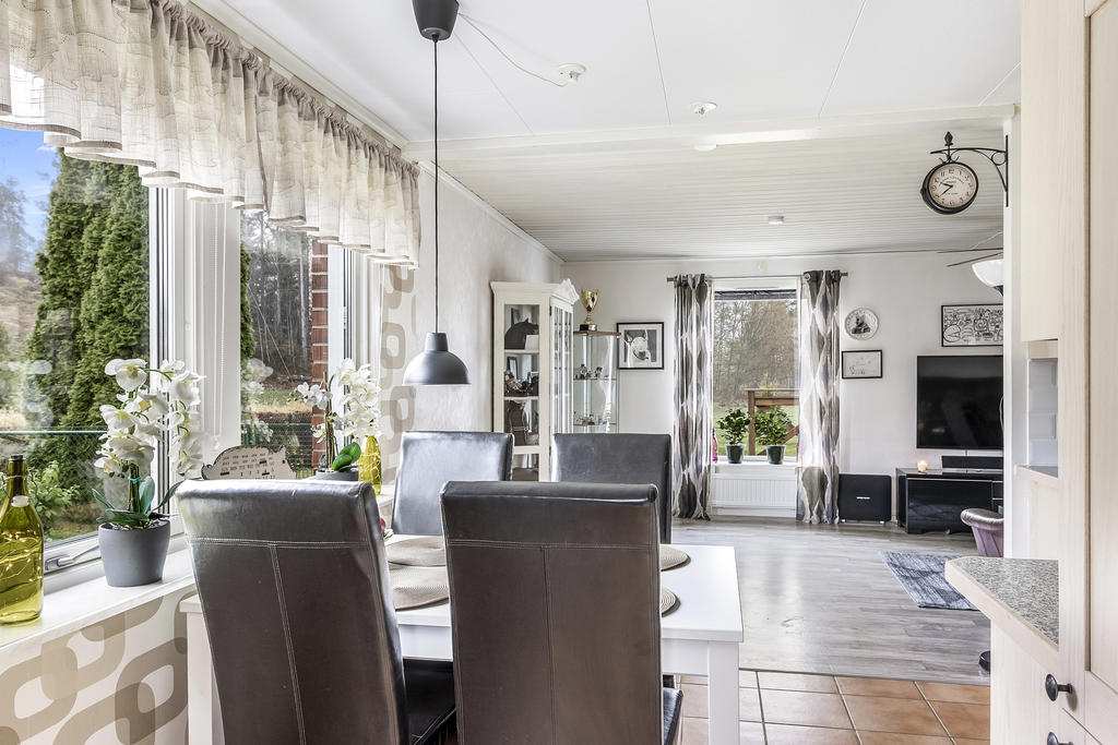 Öppet mellan kök och vardagsrum