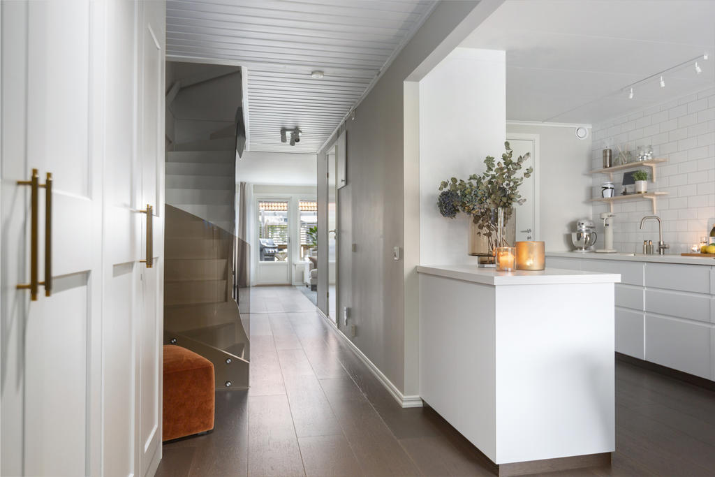 Hela huset genomsyras av fina material och färgval