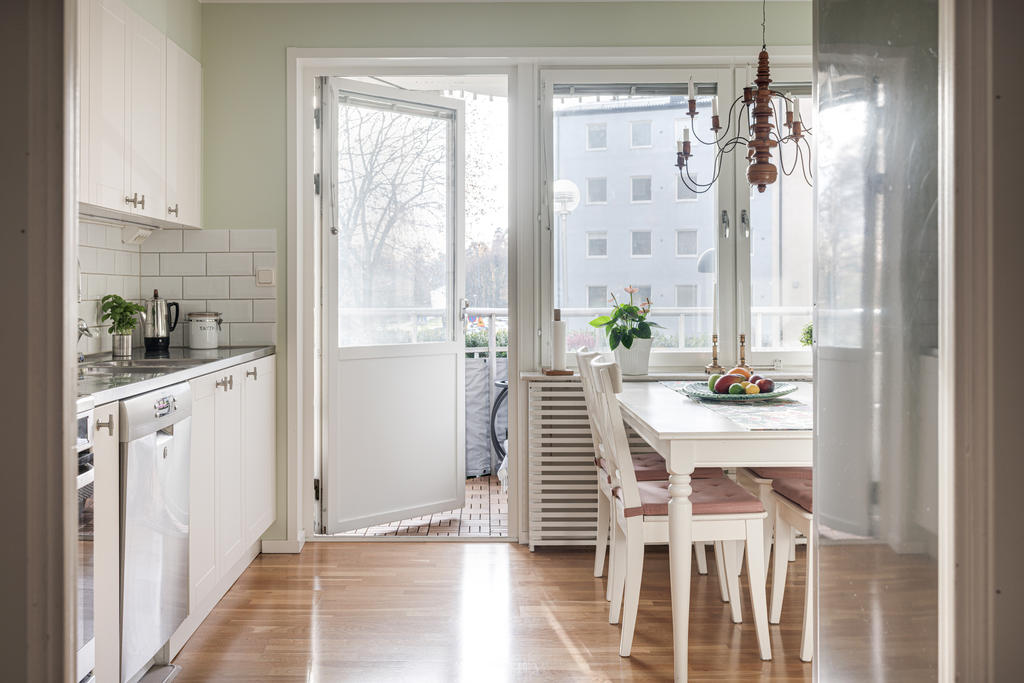 Bild 3 från Svensk Fastighetsförmedling