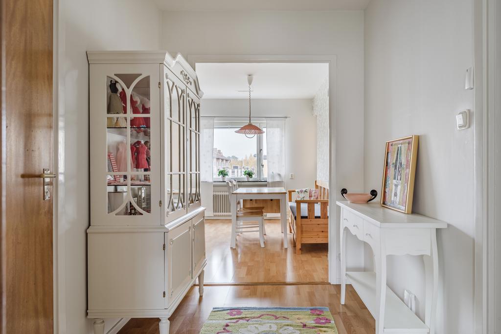 Inre möblerbar hall