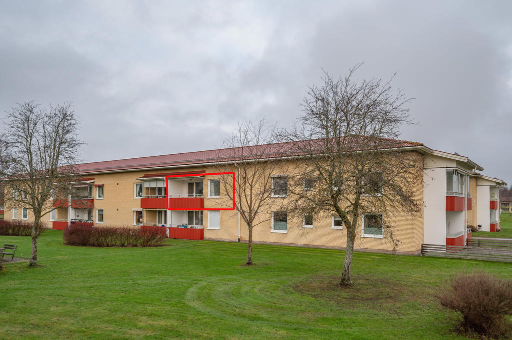 Balkong med härligt solläge!