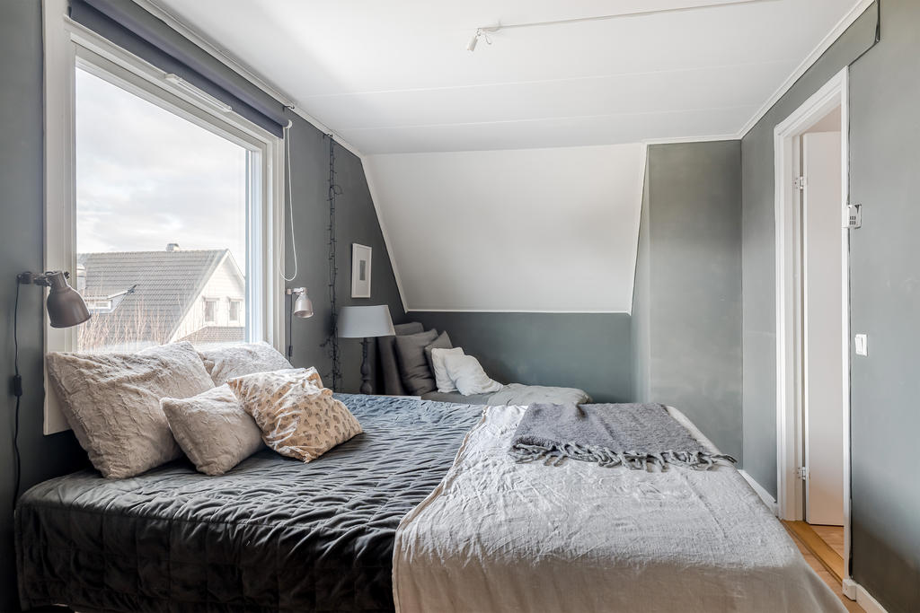 Sovrum 1 (Ovanvåning)