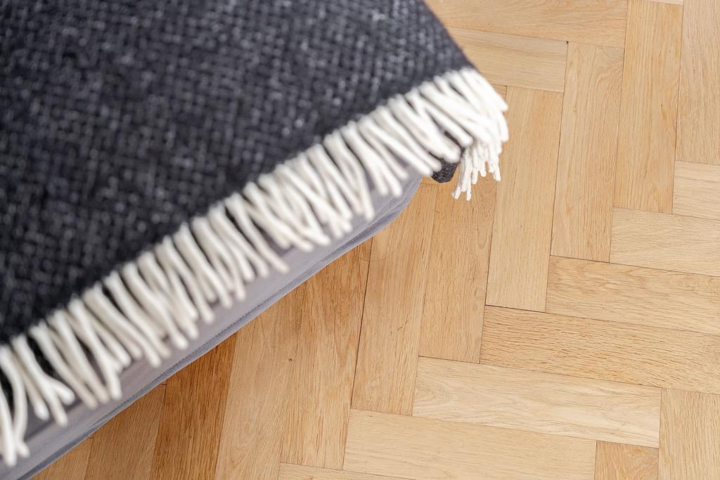 Fiskbensparkettgolv i original 