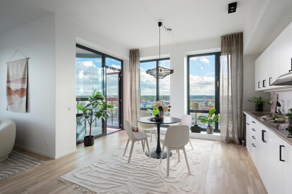 Exempelbild från visningslägenhet i huset, 3:a om 77 kvm.