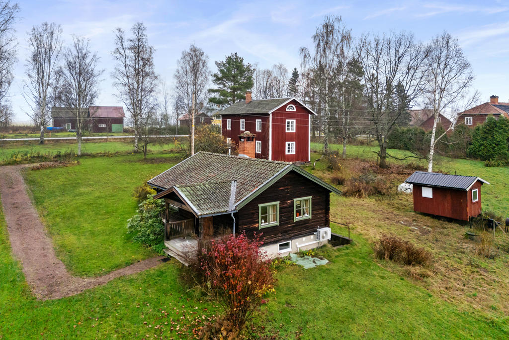 Vy över fastigheten