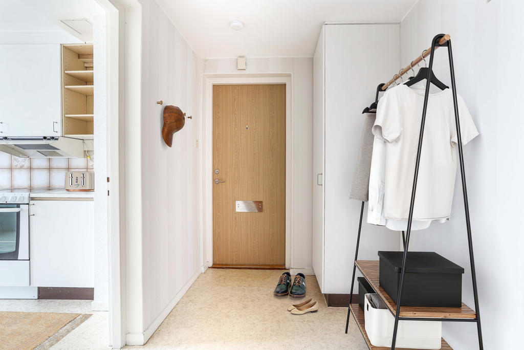 Hallen  - AI genererad möblering