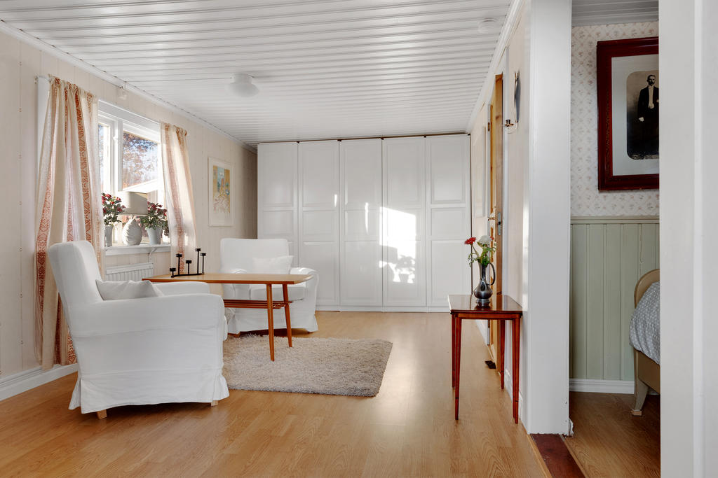 Allrum med stora garderober 