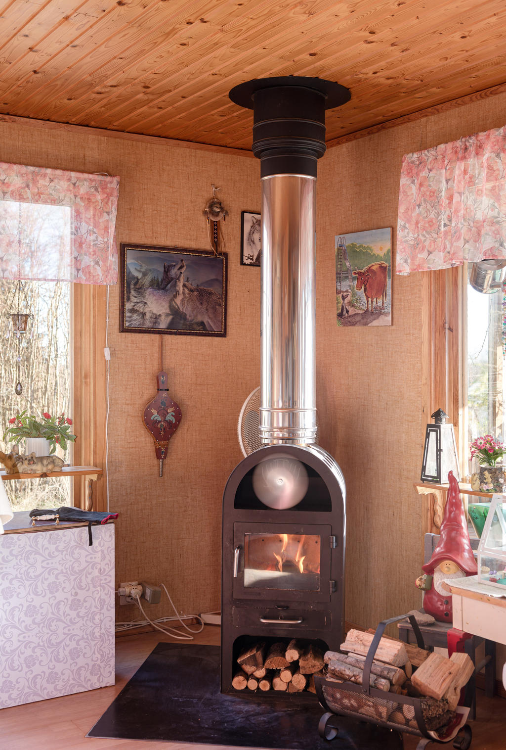 Fungerande braskamin.