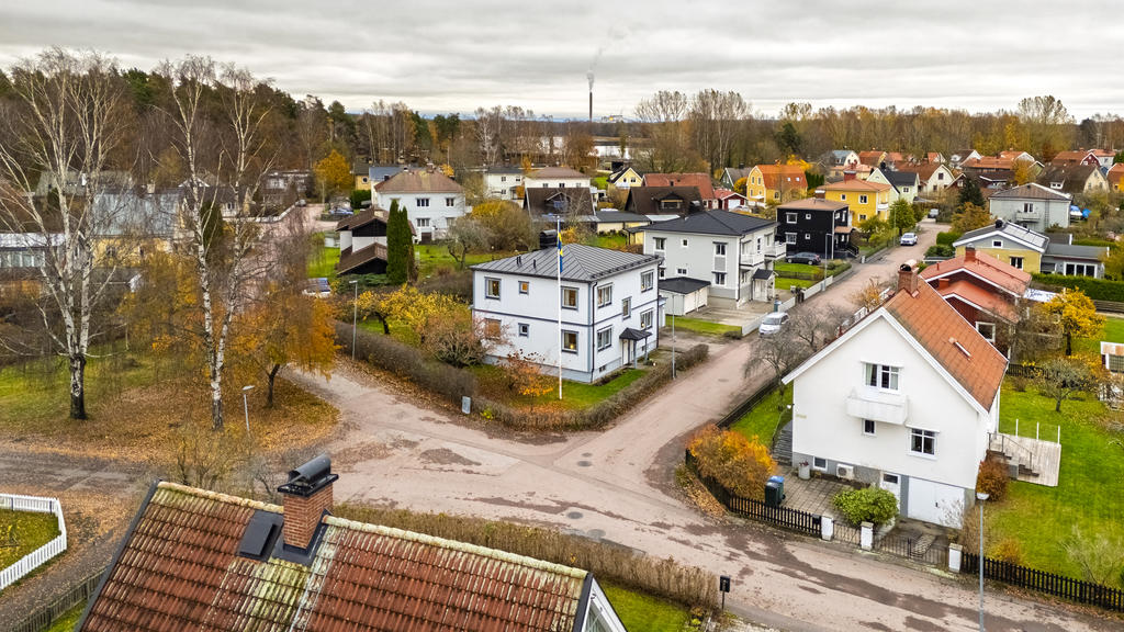 Beläget på en lugn gata