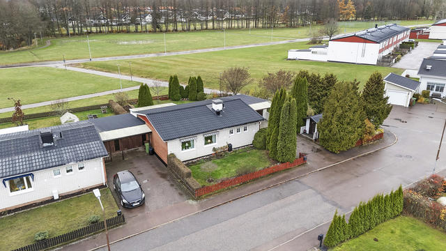 Fritt läge intill grönytor