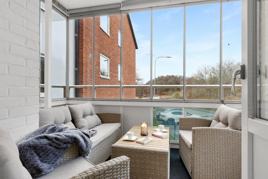 Gott om plats för balkongmöblerna 