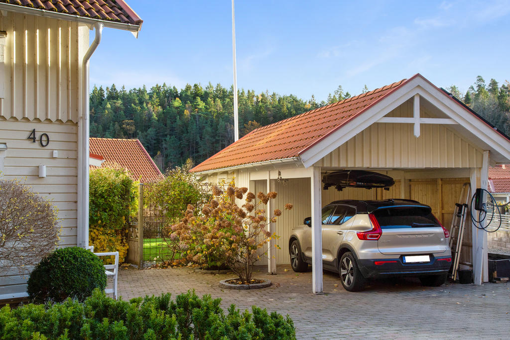 Carport med laddbox