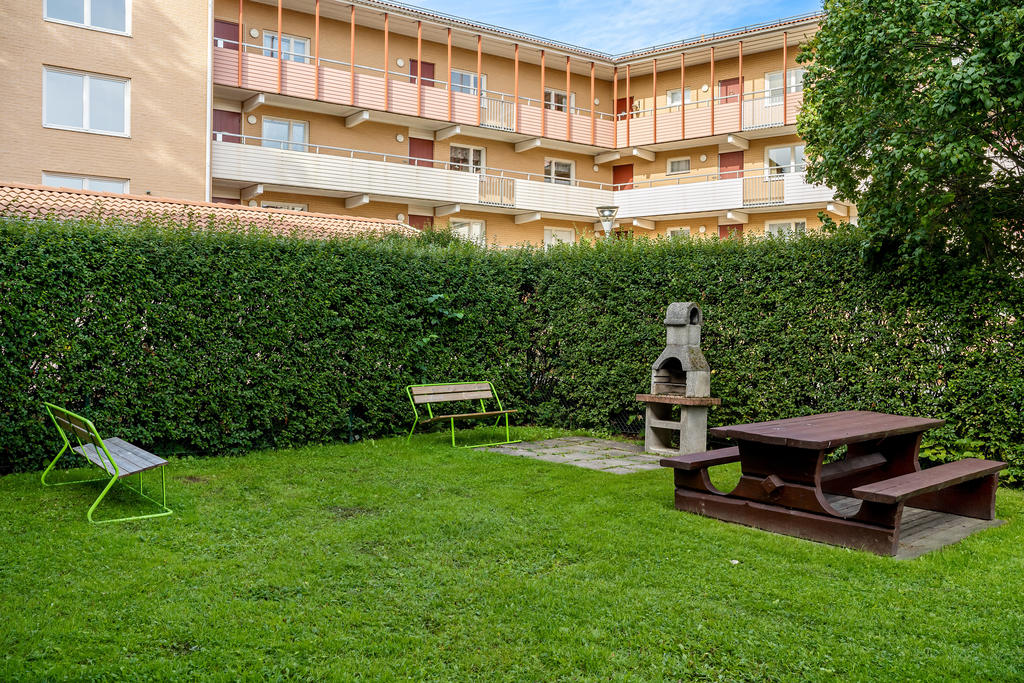 Gemensam uteplats på innergården