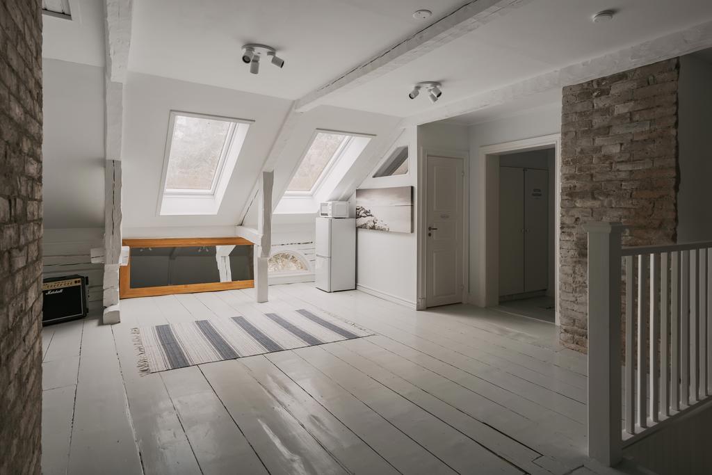 Ett smakfullt och vackert golv som sätter tonen för hela övervåningen.