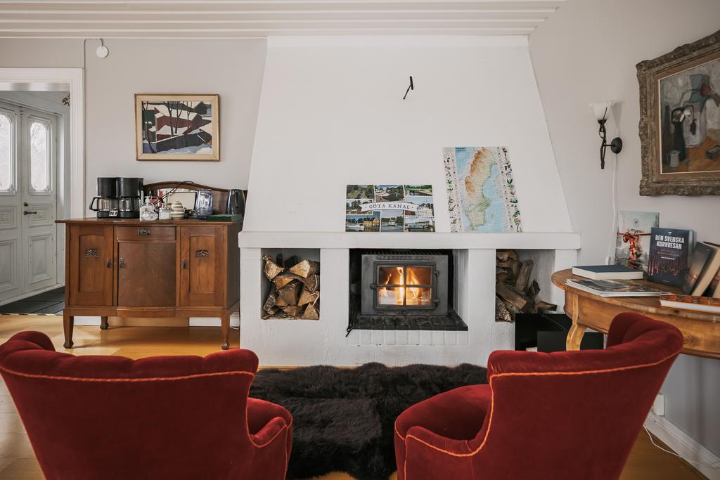 Här kan du koppla av, samla vänner och njuta av sprakande kvällar.