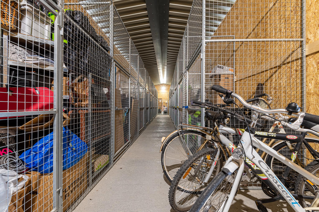 Förråd i carport-byggnad