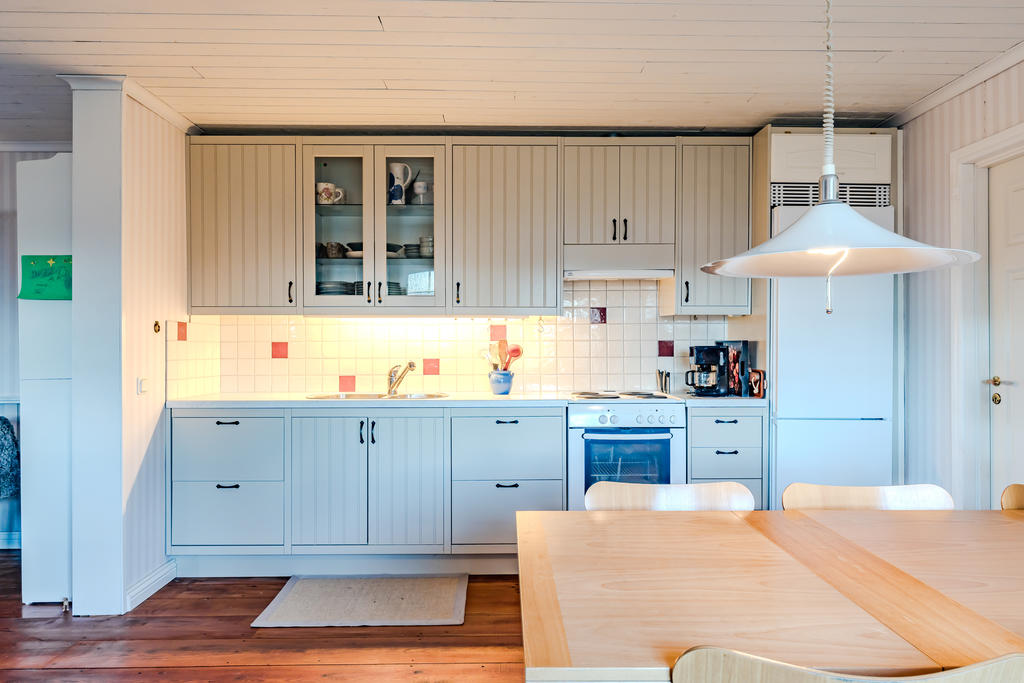 Gott om förvaring i köket. 