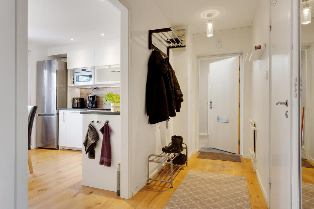Entréhall med avhängningsmöjligheter