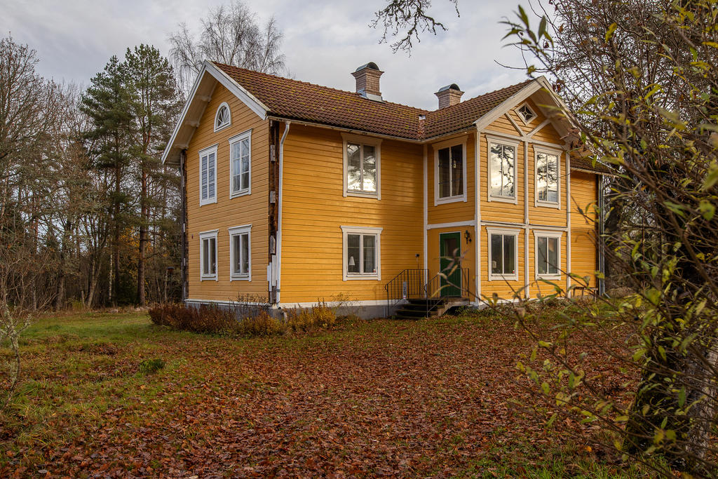 Vackra Måleråsgården - från någon gång på 1500-talet