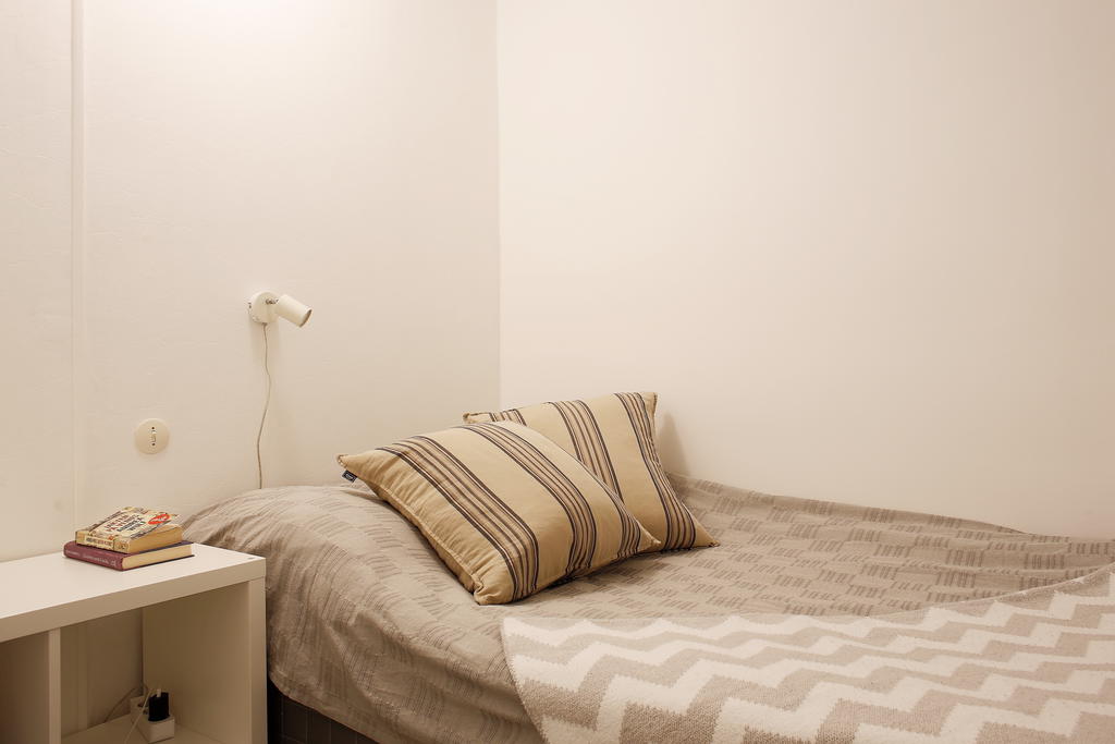 Sovrum som gjorts om av en tidigare klädkammare