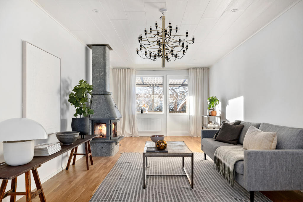 Utgång till altan från vardagsrum