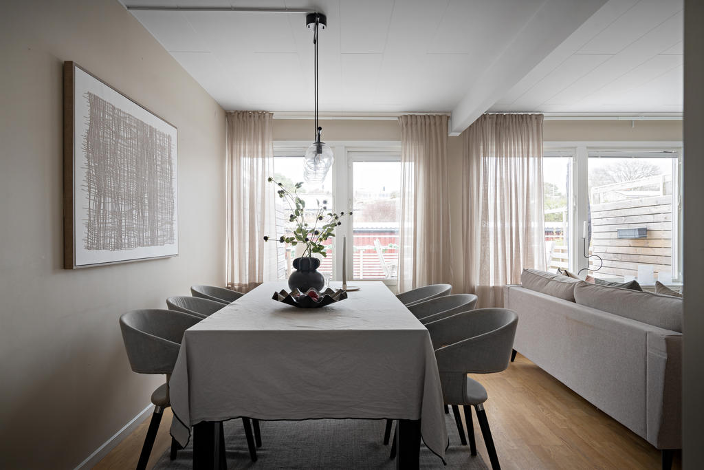 Här är det lätt och trevligt att bjuda vänner och familj på middagar