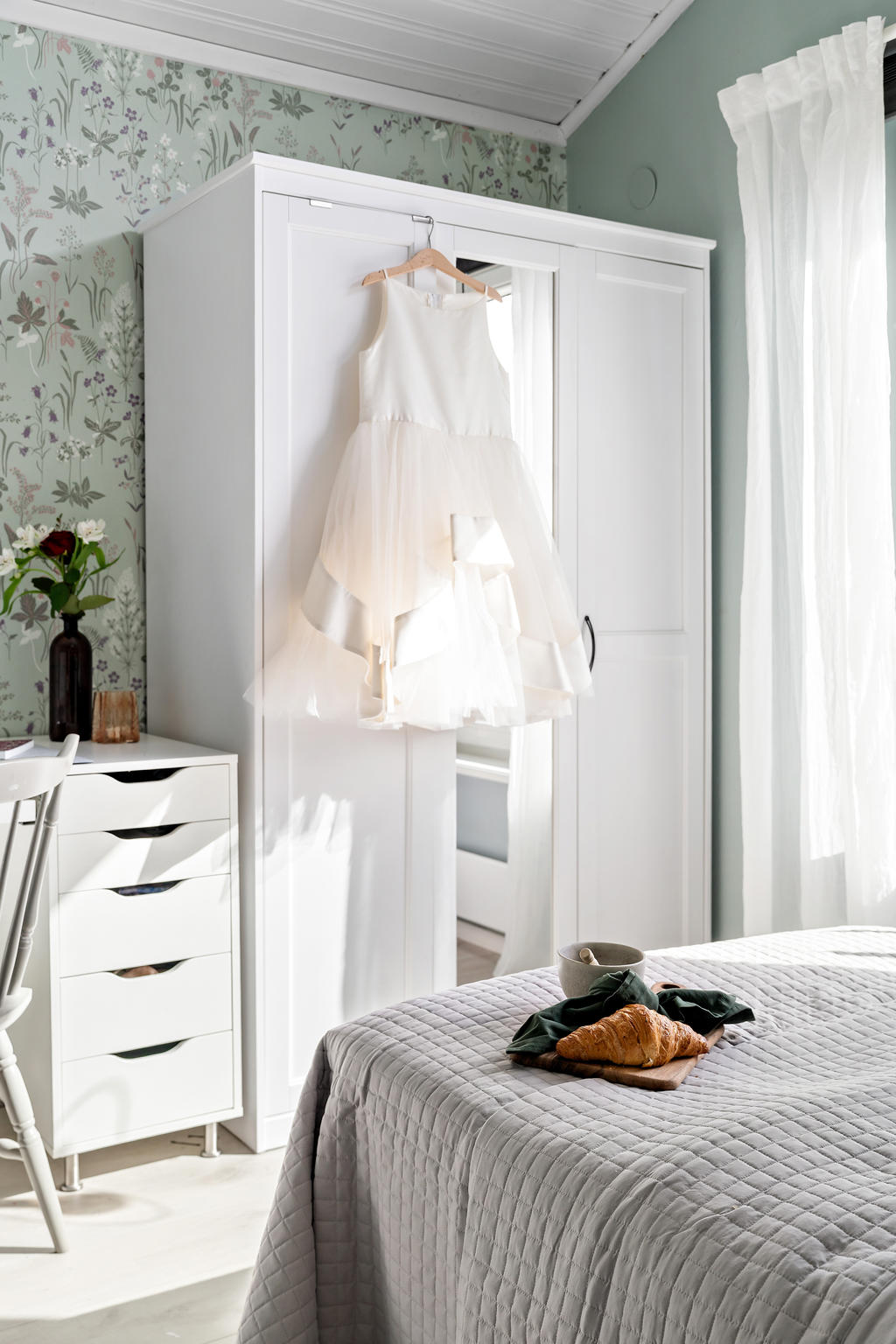 Och, med tillhörande garderob