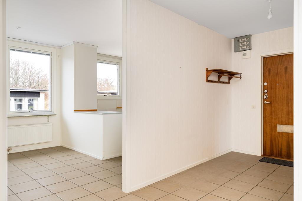 Öppet mellan hall och matplats