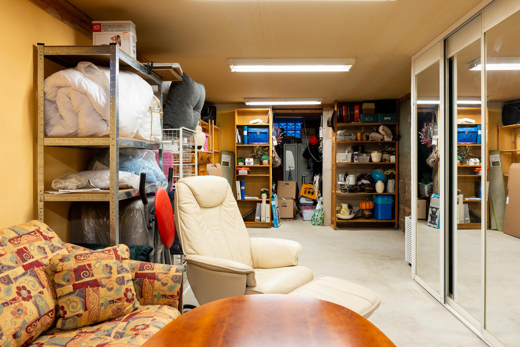 Förvaringsrum i källaren