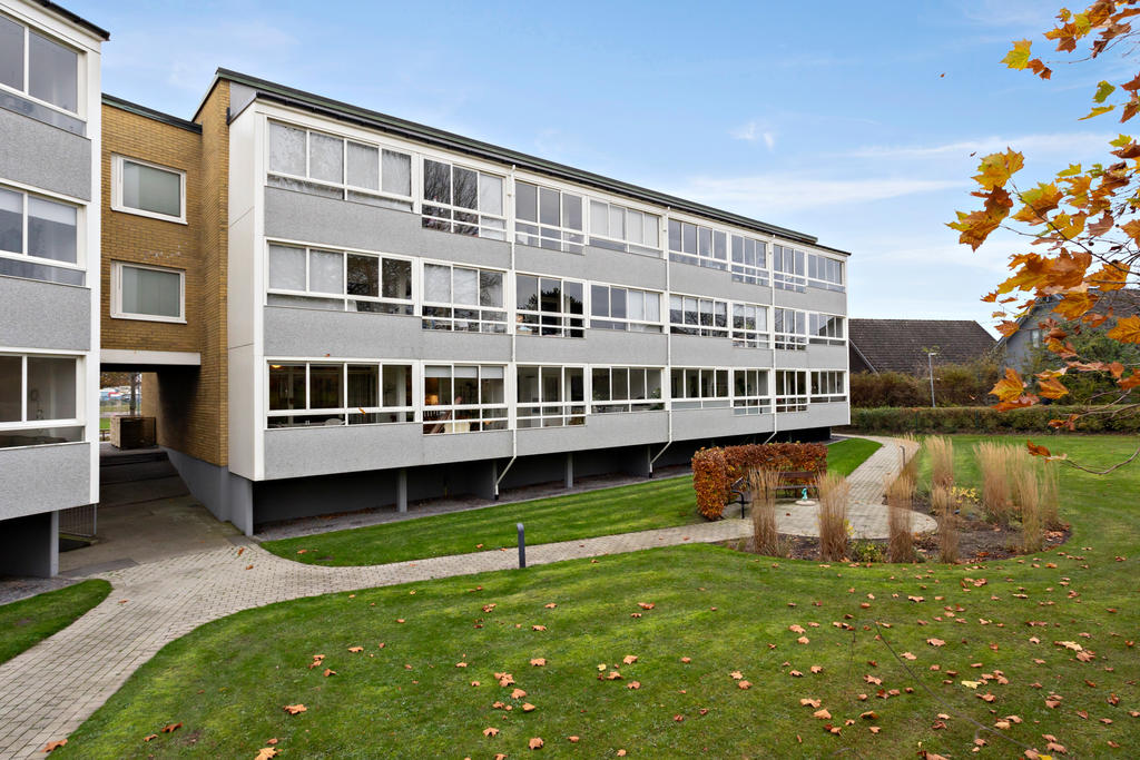 Balkongsidan = Västersidan