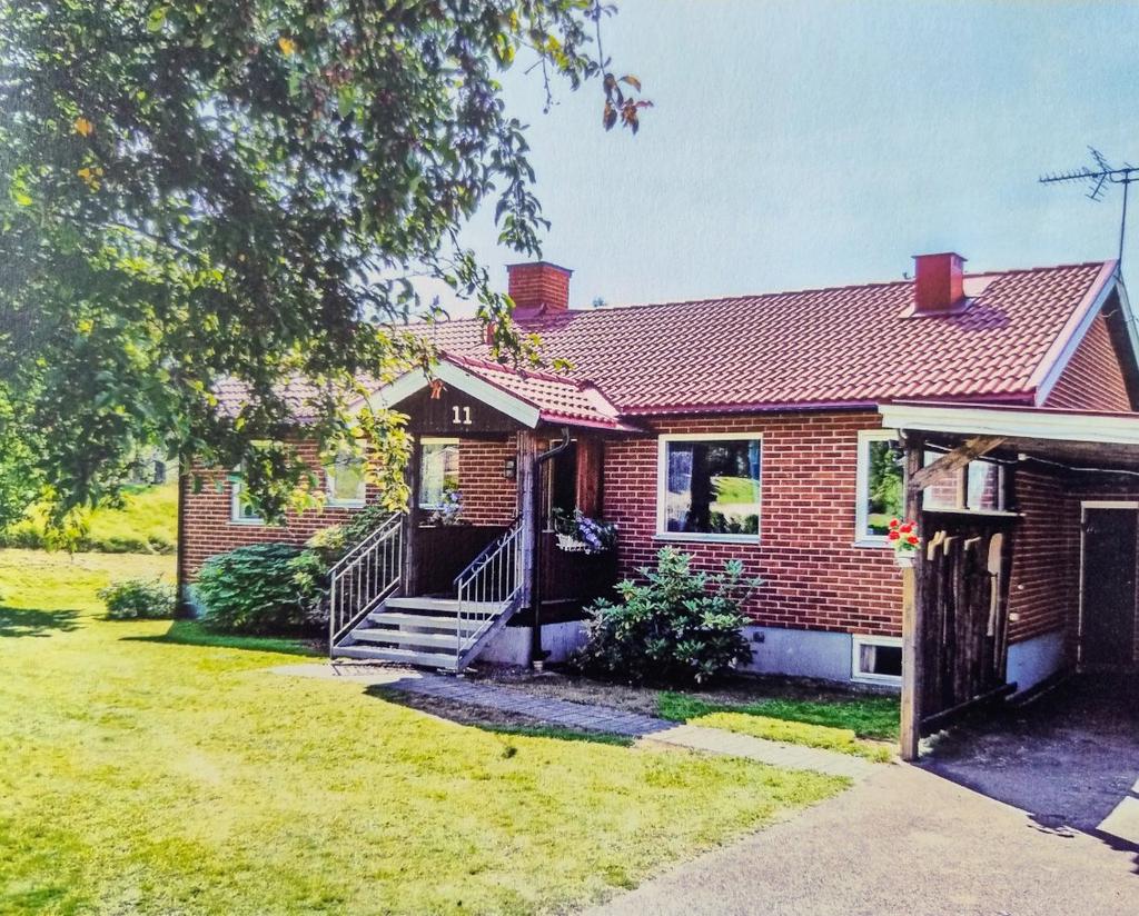 Säljarens egna sommarbild.