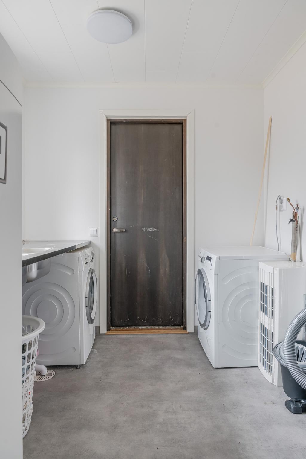 Tvättstuga med groventré