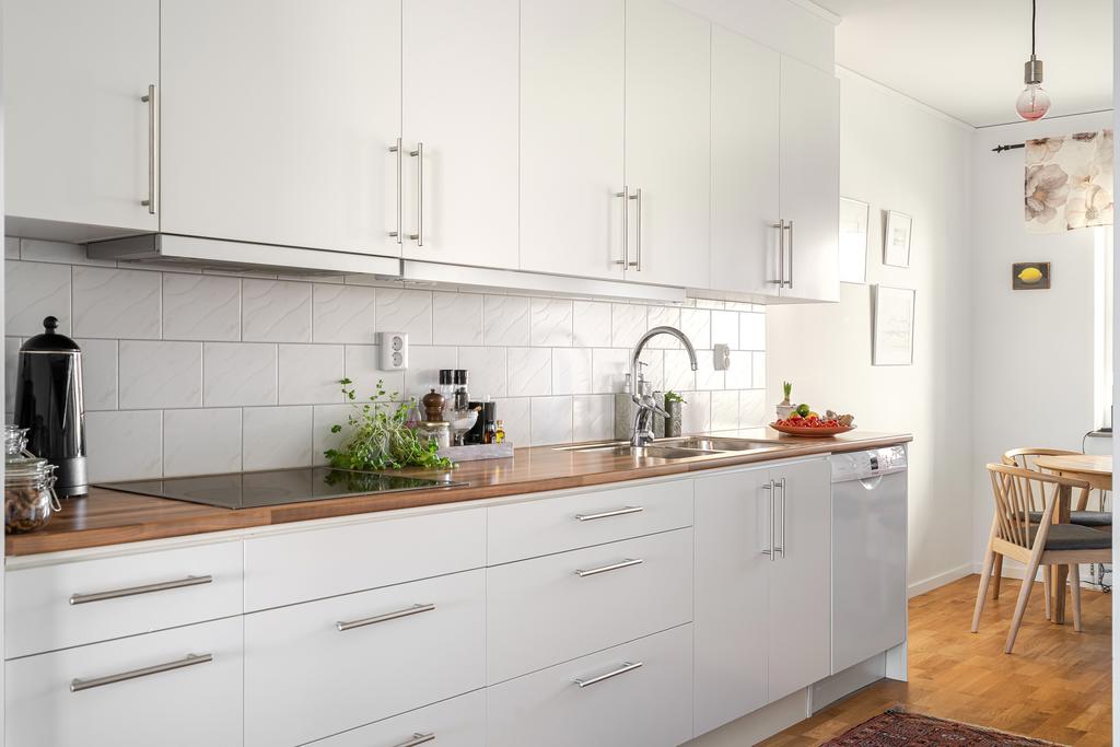 Kök i vitt från Ballingslöv