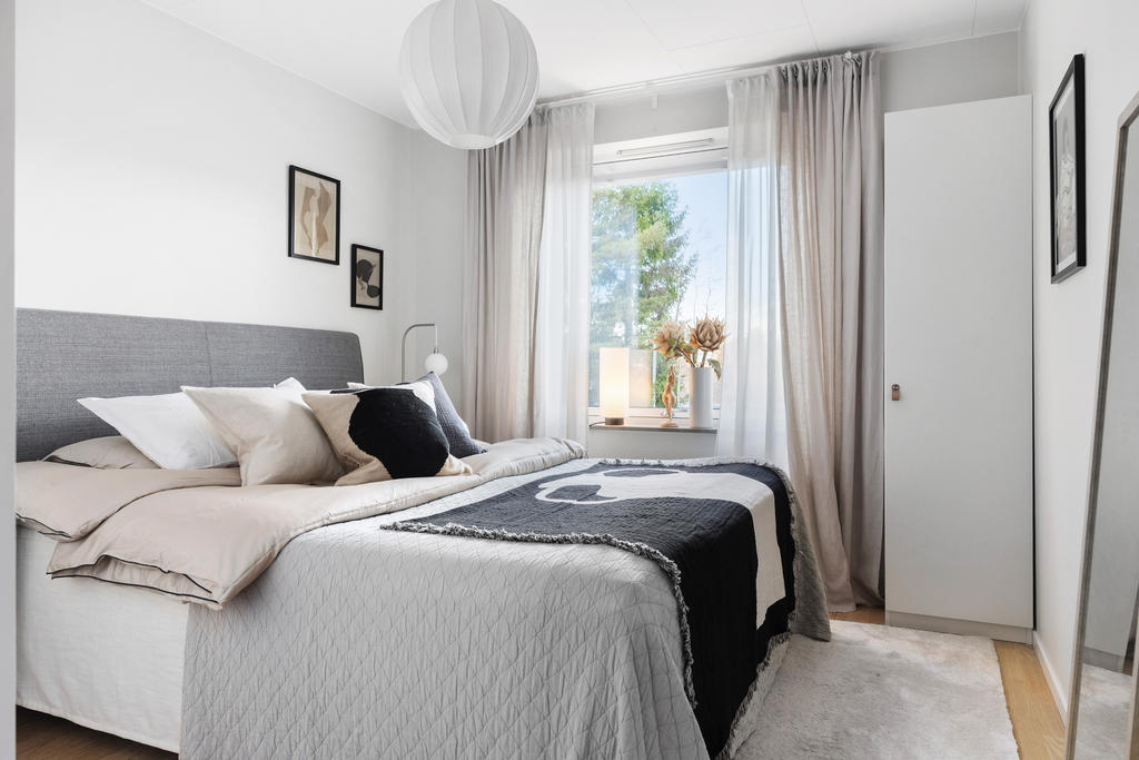 Ett av de 4 sovrummen på övre plan