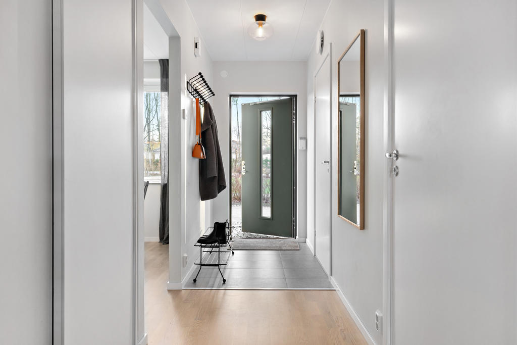 Fin hall med plats för avhängning