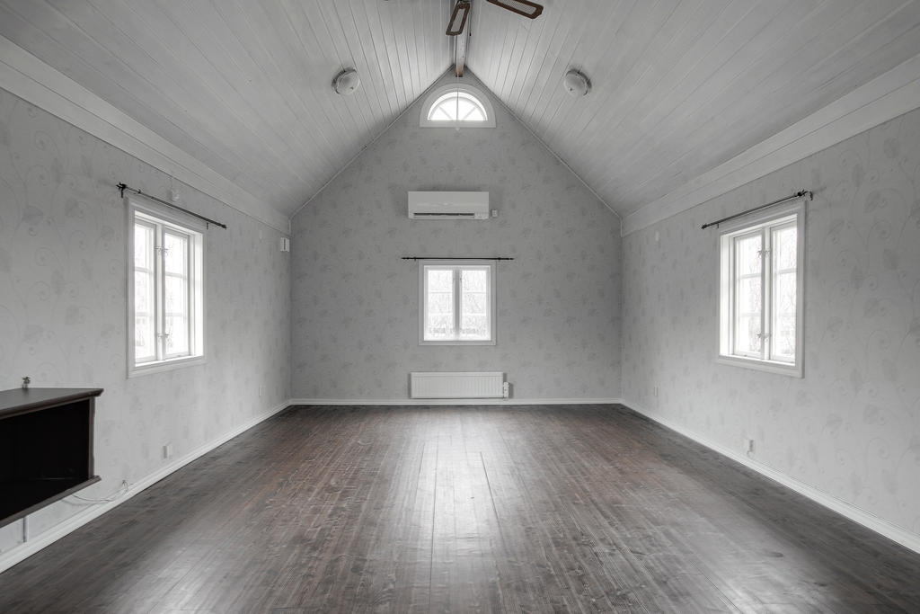 Allrum med ryggåstak