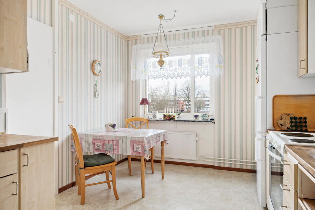 Trevlig matplats i samband med köket