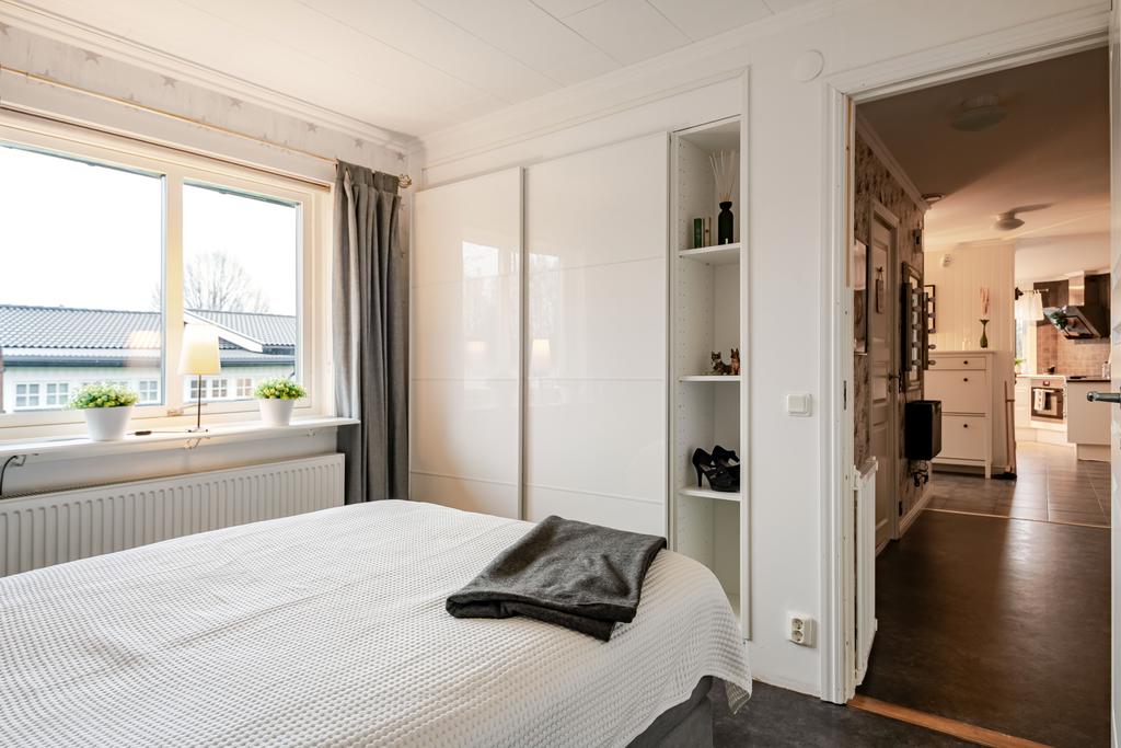 Garderober i sovrum 3