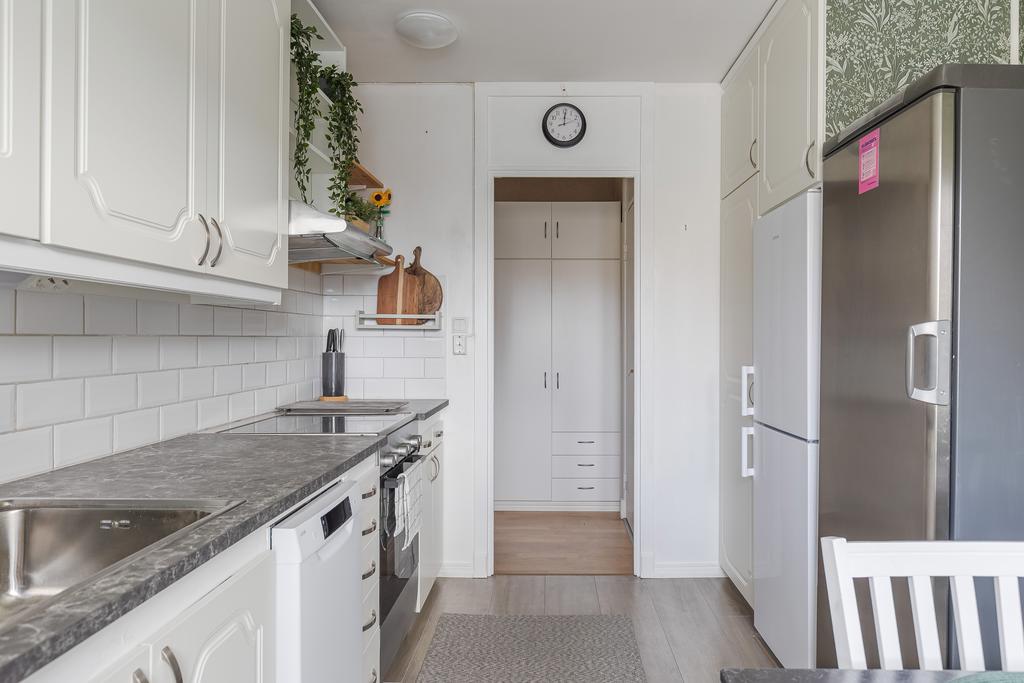 OBS! fristående frys ingår ej 