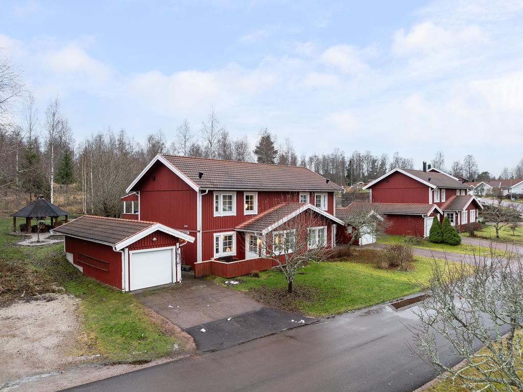 Nu ges möjlighet att förvärva en bostad som är redo att välkomna sin nya ägare!