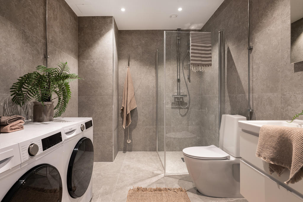 Helkaklat fräscht badrum