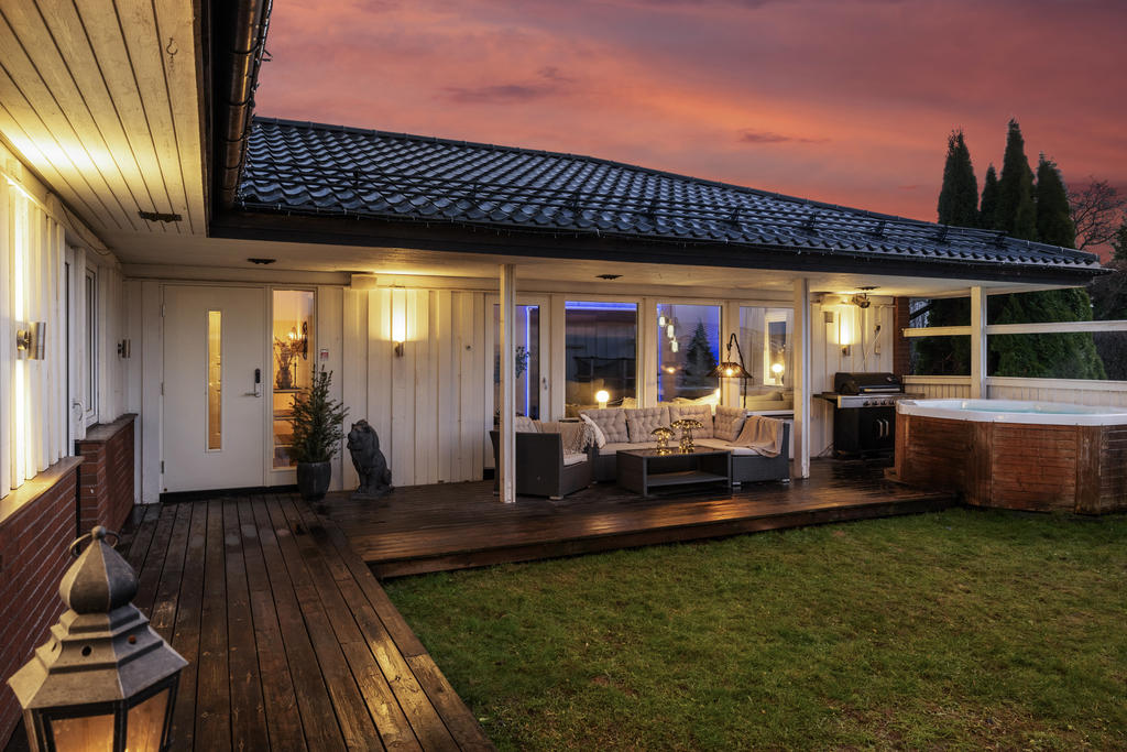 Takad altan på framsidan