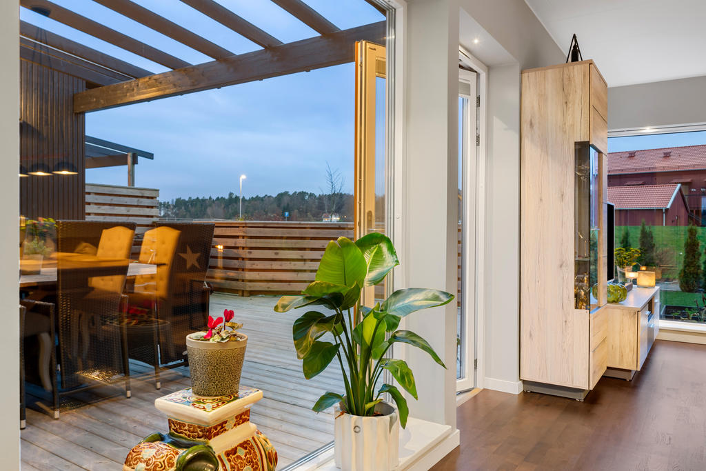 Trevligt med stora fina fönsterpartier 