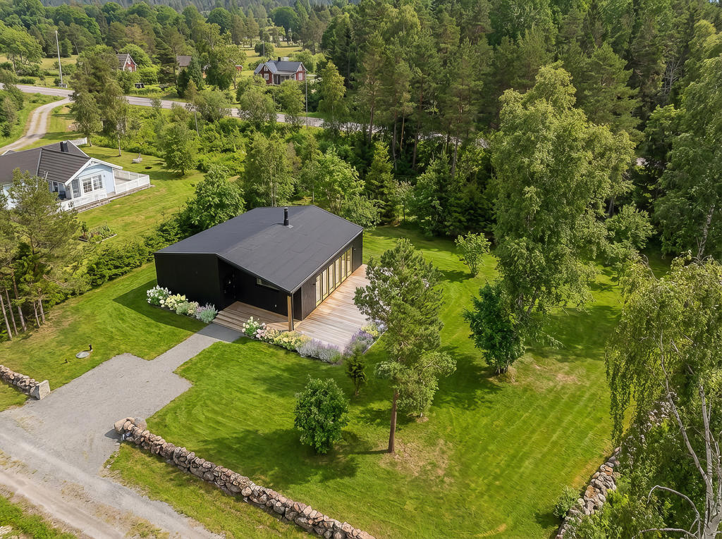 Årstiden och trädgården är en digital visualisering och kan avvika från verkligheten