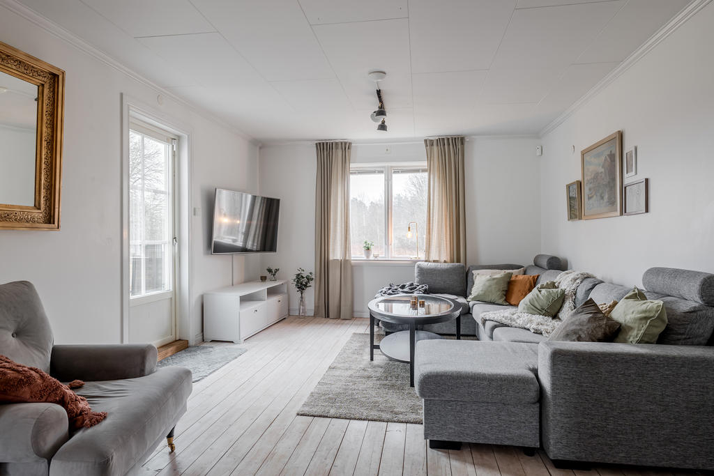 Stort och ljust vardagsrum